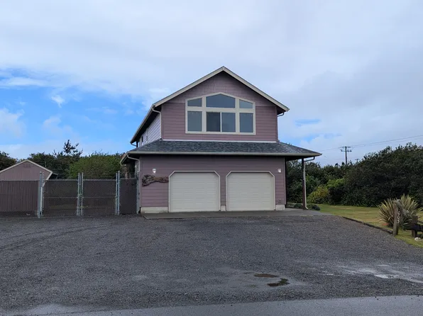 1003 Greenview Ave SW, Ocean Shores, WA 98569