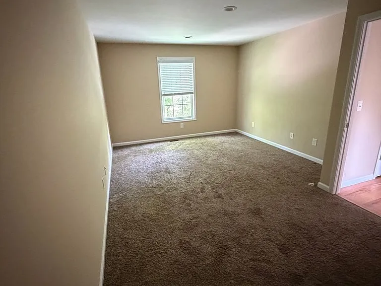1720 Skyline Dr #108 — Photo 12