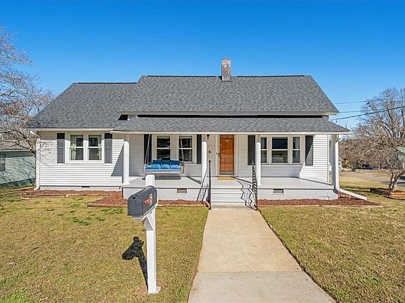 2nd image of 6 Fuller St