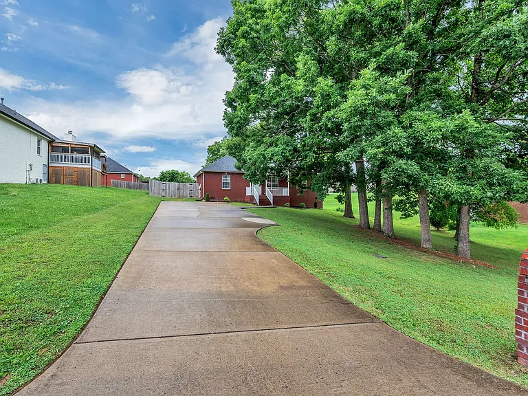 2029 Sunday Silence Dr — Photo 4