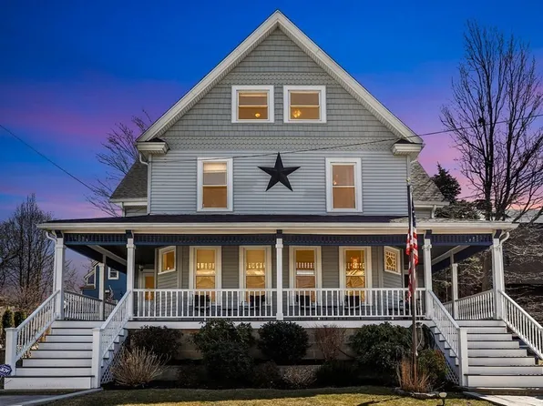 23-25 Grampian Way, Dorchester, MA 02125