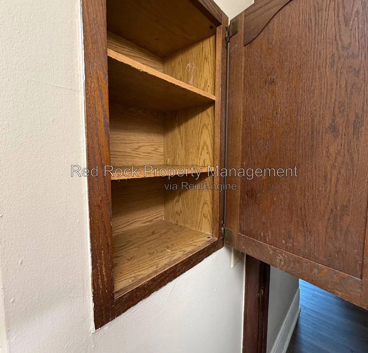3 bed, 1.0 bath, 816 sqft, $1,550 — Photo 4