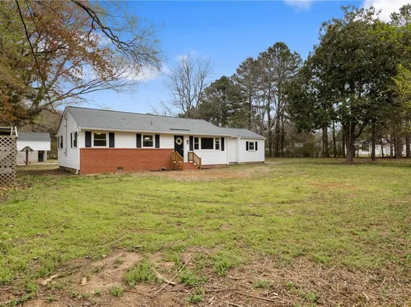 7013 Ashley St, Hayes, VA 23072