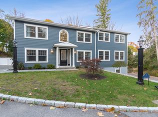 31 Bedford Rd, Pleasantville, NY 10570