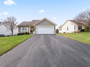 1461 Woodsview Way, Macedon, NY