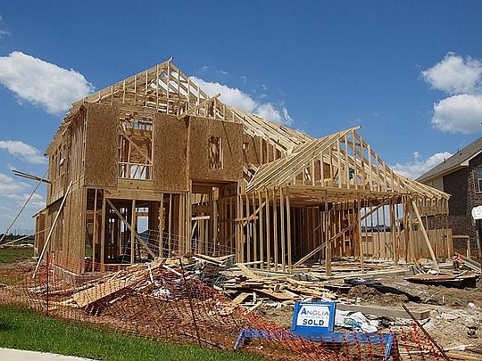3rd image of 2868 Suncreek Ln