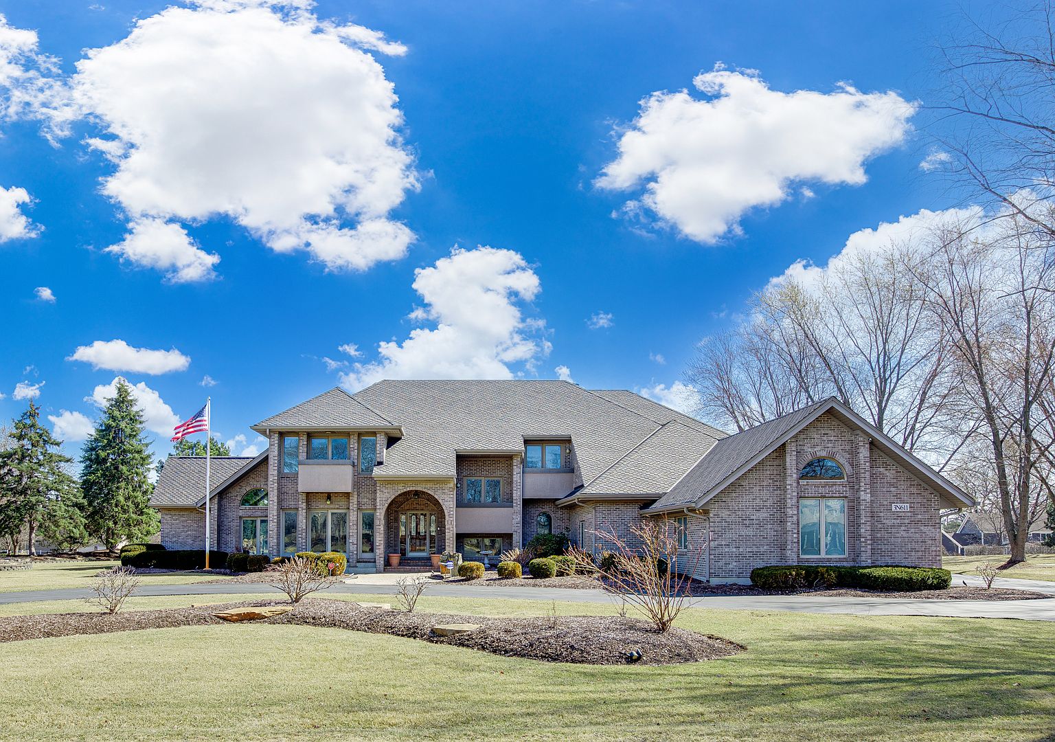 3N611 Hickory Knoll Ln, West Chicago, IL 60185 | Zillow