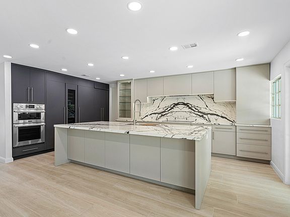3rd image of 17267 SE Galway Court