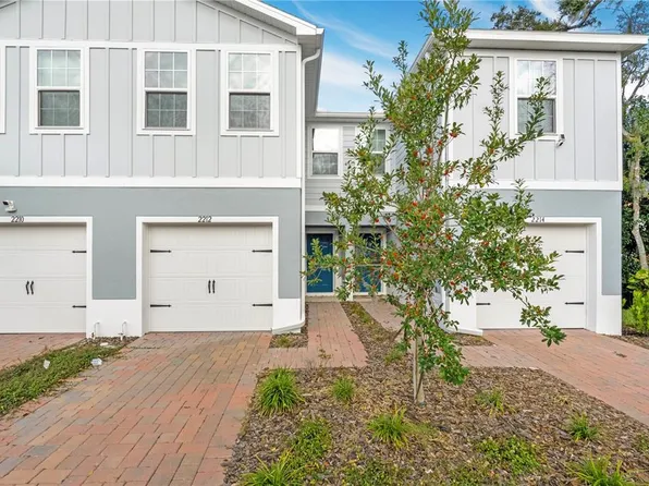 2212 Fluorescent Way, South Daytona, FL 32119