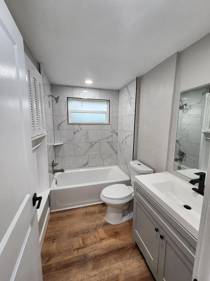 1835 Joyce St — Photo 4