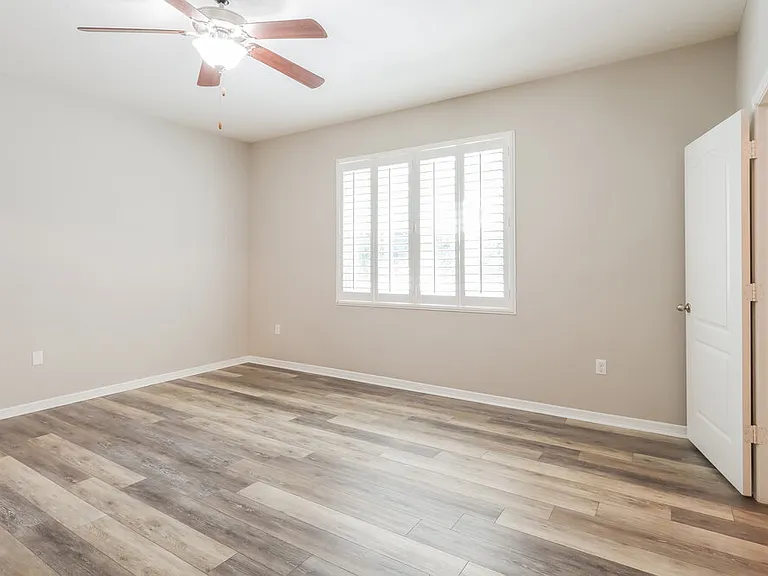 6353 Twin Bridges Dr — Photo 12