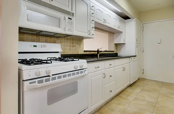 Sold by Brown Harris Stevens | media 15