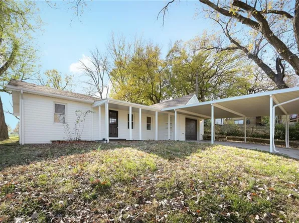 3946 Prather Rd, Kansas City, MO 64116