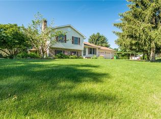 1524 Hightower Dr, Uniontown, OH