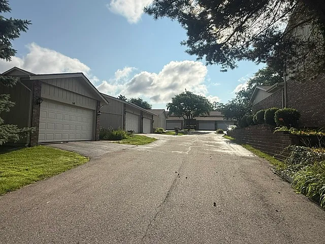 14 Kirks Ct #1 — Photo 2