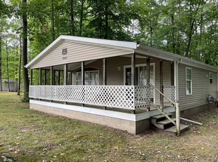 7661 Five Lakes Dr, Farwell, MI 48622