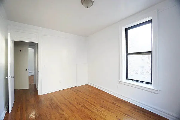 Bedroom, photo 4