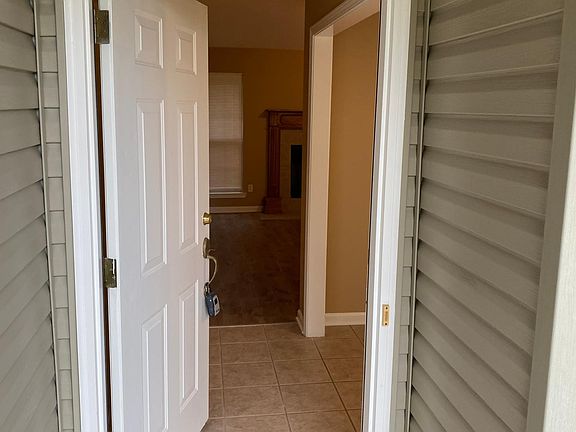 5th image of 613 Hidden Forest Dr