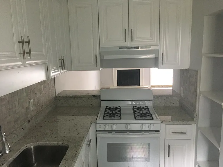 1837 Cumberland Valley Pl SE — Photo 2