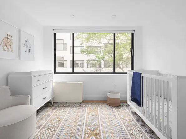 77 Bleecker Street image 9 of 12