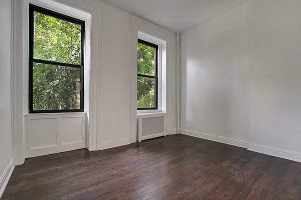 Rented by Twyford Real Estate | media 4