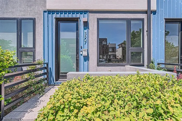 3807 N Franklin St — Photo 3