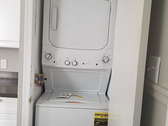 2230 Perkiomen Ave. Laundry