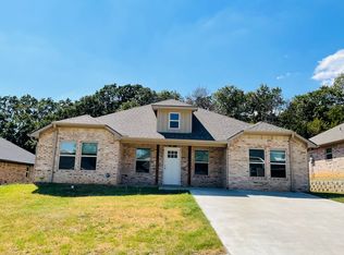 99 Watch Hill Dr, Durant, OK 74701