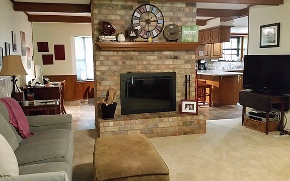 5th image of 3206 Lake Forest Dr