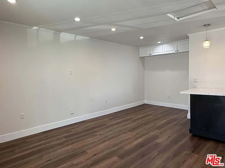 626 1/2 Silver Lake Blvd — Photo 17