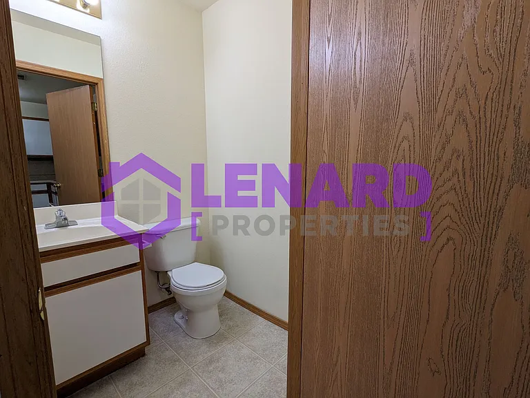 1418 W Frosty Dr — Photo 5