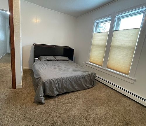 5th image of 719 Washington St #B