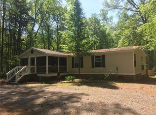 3358 Ridge Rd, Cobbs Creek, VA 23035