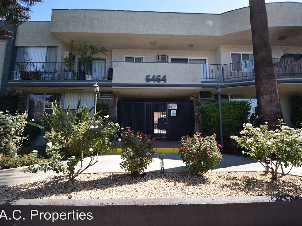 1st image of 6464 Woodman Ave APT 201
