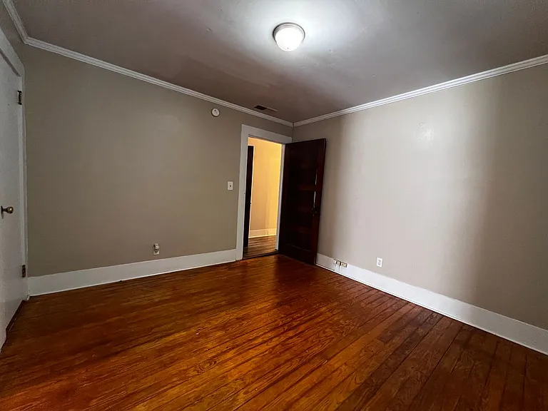 1045 Macon Hwy — Photo 9