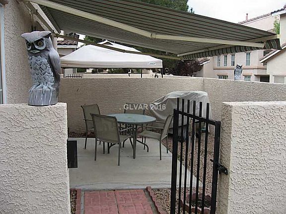 2nd image of 9652 Belle Regal St