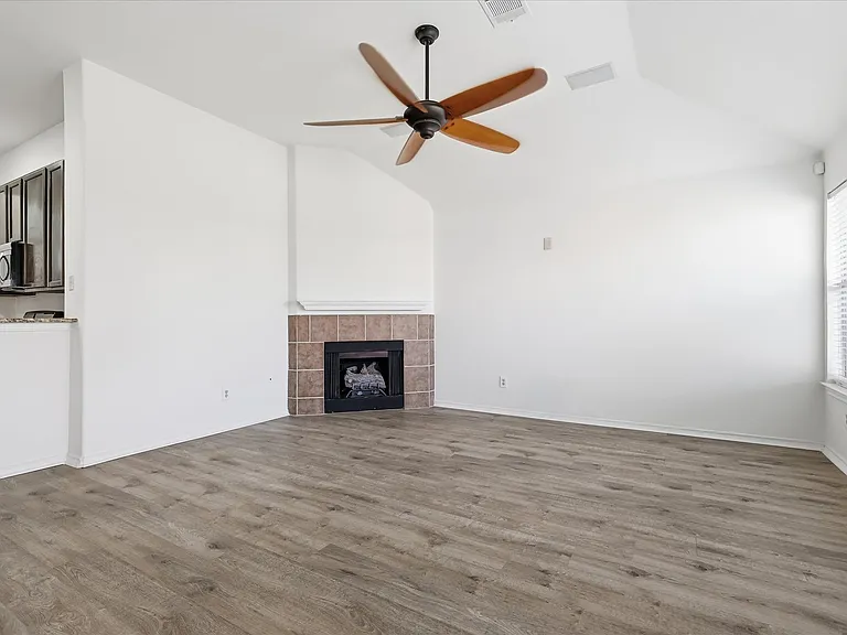 5625 Overland Dr — Photo 26