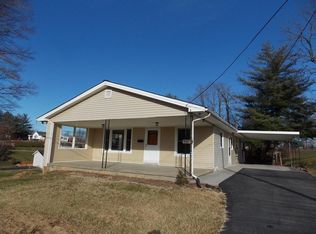 3662 Peppers Ferry Rd, Radford, VA 24141