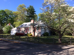 44 Nobel Rd, Dedham, MA 02026