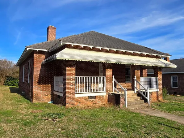 101 Liberty St, Ninety Six, SC 29666