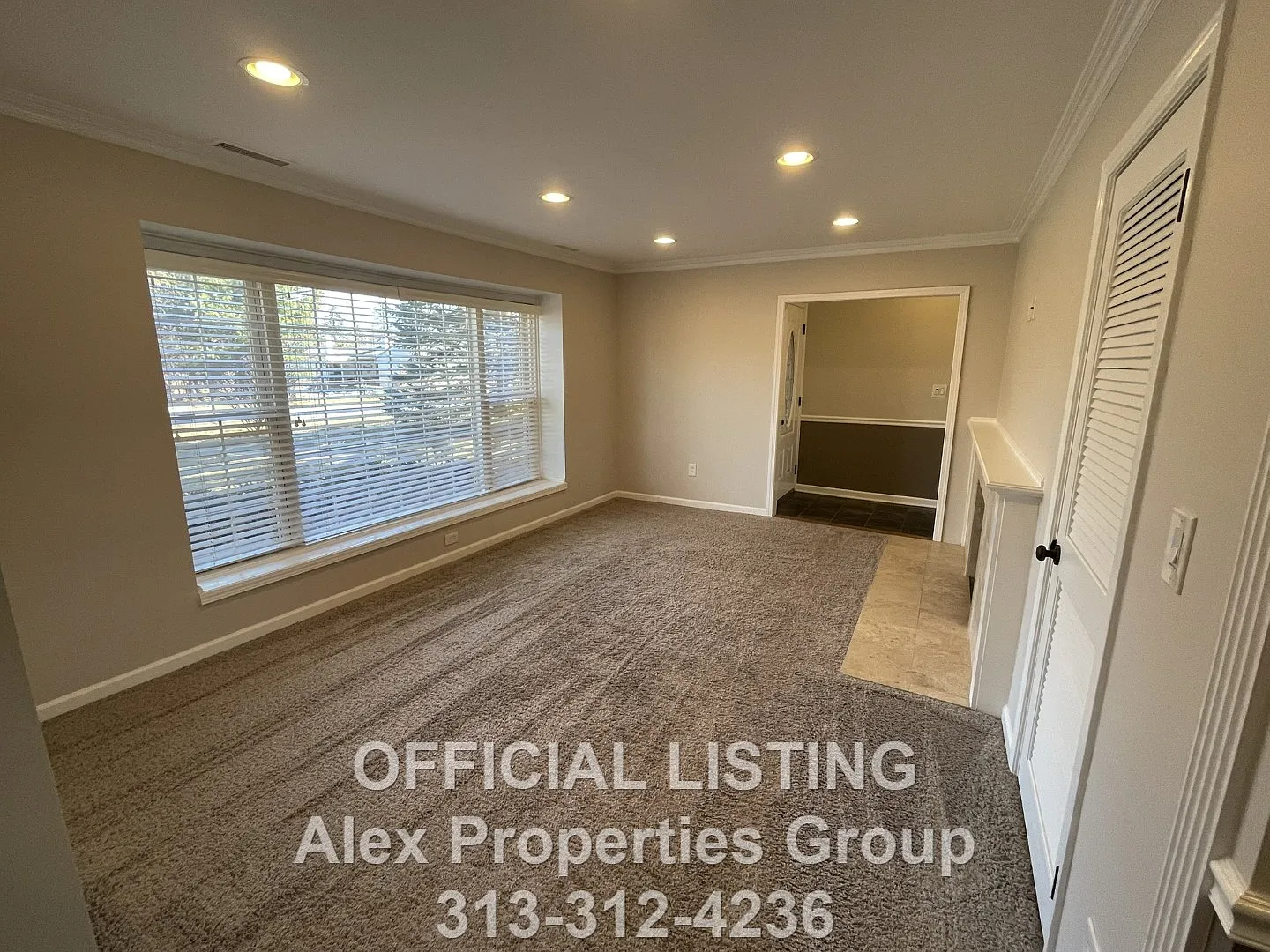 3 bed, 1.5 bath, 1295 sqft, $2,595 — Photo 3