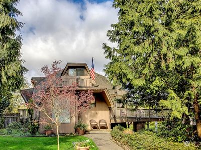 2827 88th Avenue NE, Bellevue, WA, 98004