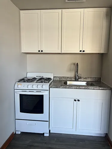 2449 W 119th St Photo 1