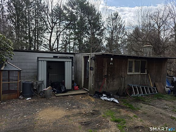 2nd image of 41-RA Long Pond Road South