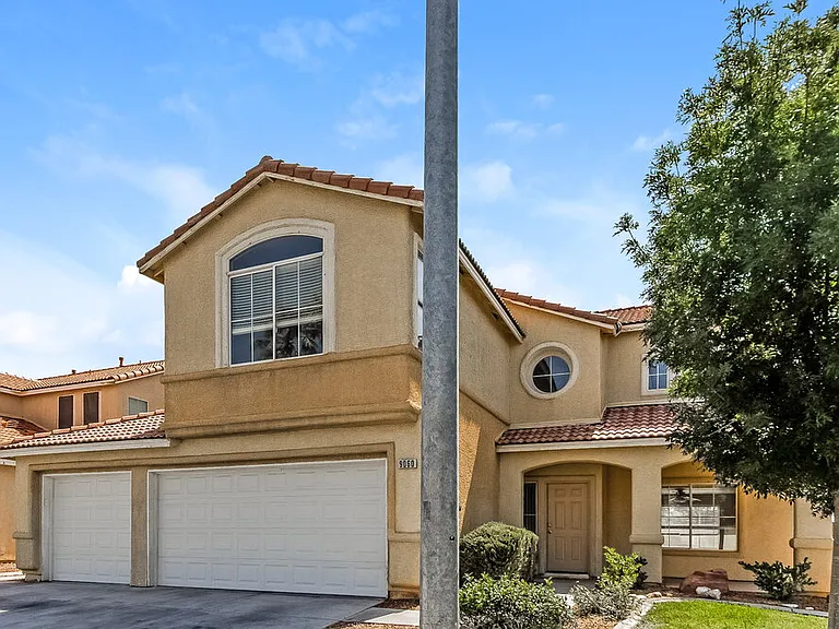 9060 Malarga St — Photo 4