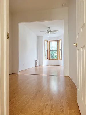 Rented by Ferris Properties Corp. | media 3