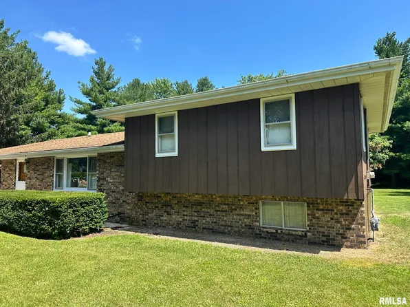 25247 N Boat Dock Rd, Canton, IL 61520