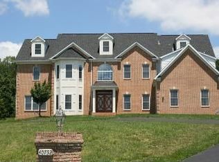 40752 Canongate Dr, Leesburg, VA 20175