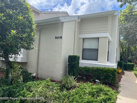 4th image of 9410 Nakoma Way