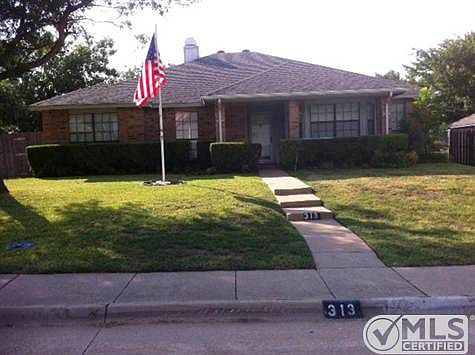 1st image of 313 Diamond Dr